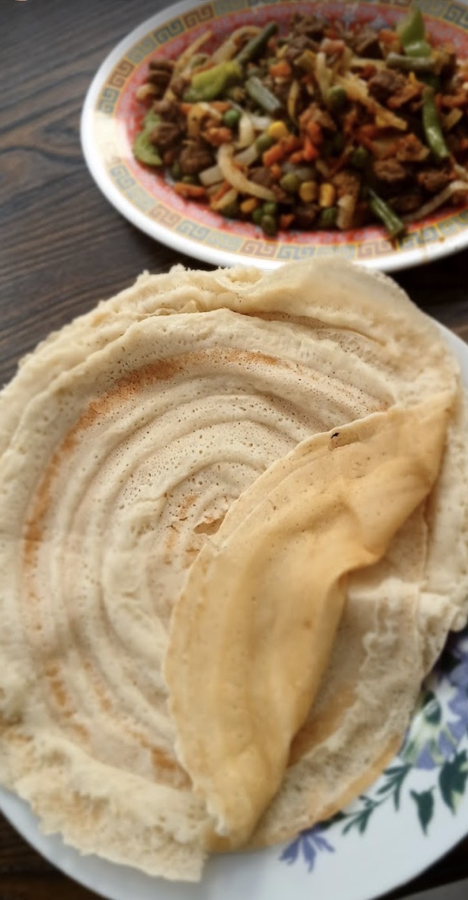 Anjeero with stew